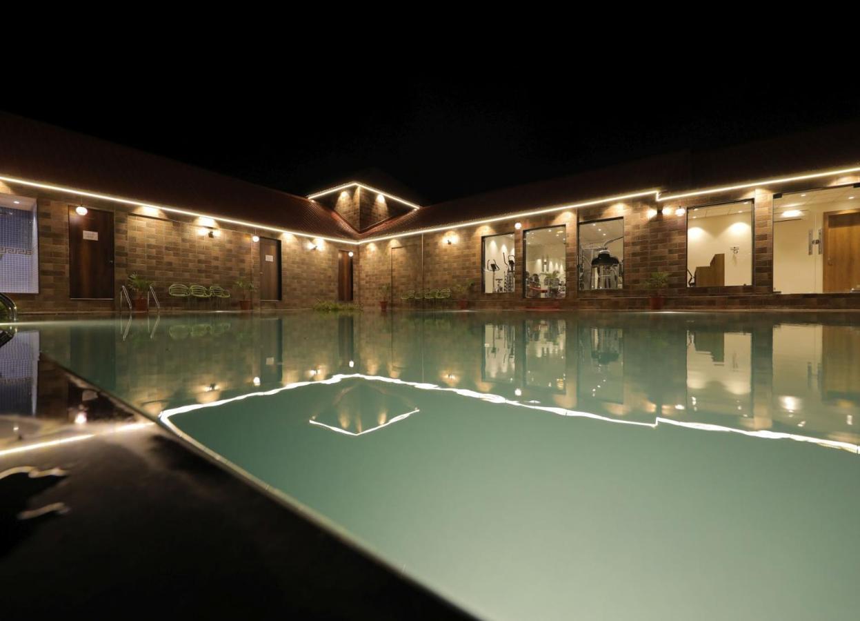 Sarovar Portico, Somnath Luaran gambar